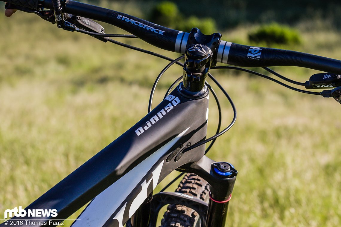 Unser Django-Testbike bei der morgendlichen Runde auf Trail 47