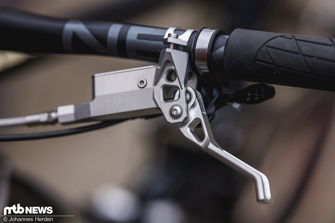 Ein echter Eyecatcher ist die Bremse von 612 Parts.