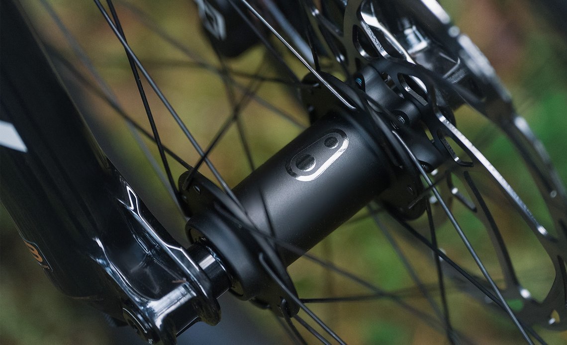 Weitere Highlights sind die Crankbrothers-Laufräder ...
