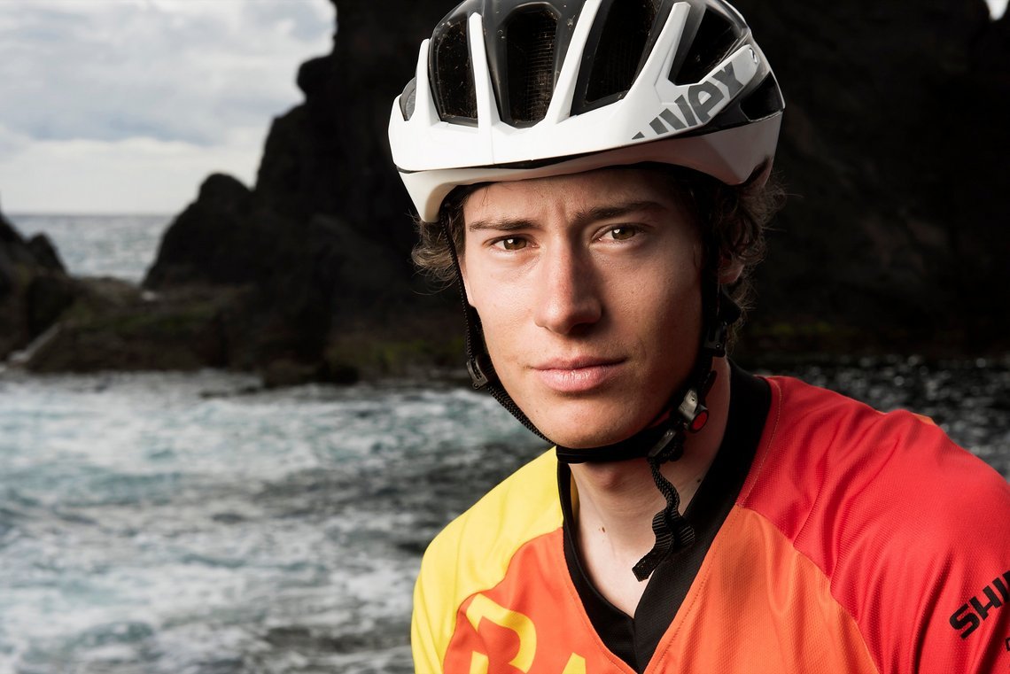 Tobi Müller ist einer der erfolgreichsten deutschen Winterathleten und greift nun auch im Enduro an