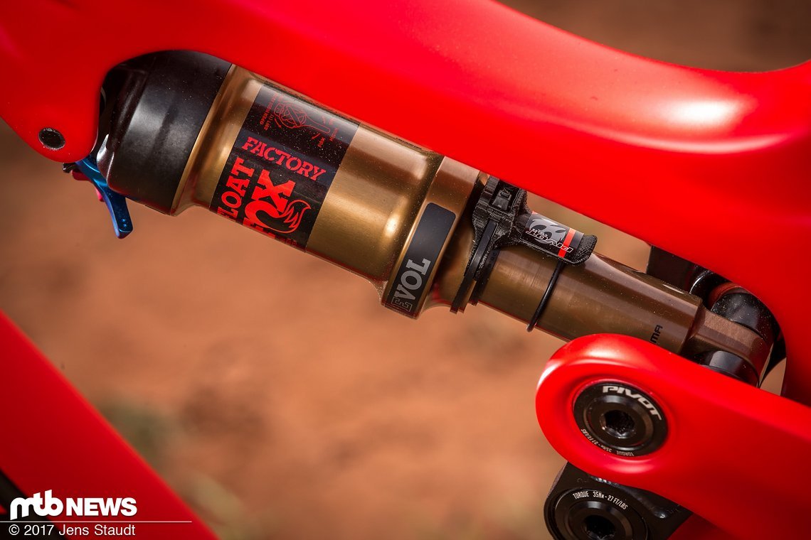 FOX Float EVOL ist der Standard-Dämpfer