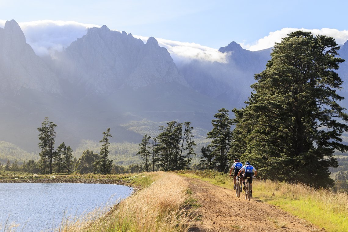 Zwei längere Anstiege galt es auf der Prologstrecke im Lourensford Wine Estate zu bewältigen.