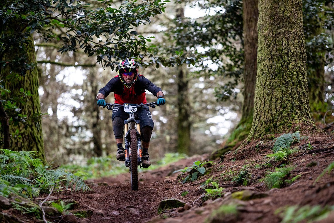 Der Local und Doktor der Insel, Paulo Sales, hat sich Zeit freigeschaufelt, um mit uns über die Trails von Madeira zu fliegen.