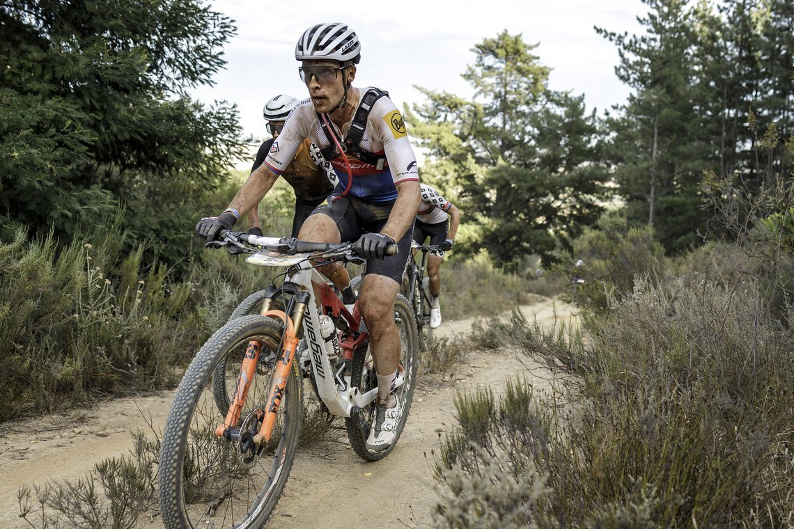 during Stage 4 of the 2025 Absa Cape Epic Mountain Bike stage race held at Fairview, Paarl, Cape Town, South Africa on the 20th March 2025. Photo by Nick Muzik/Cape Epic
PLEASE ENSURE THE APPROPRIATE CREDIT IS GIVEN TO THE PHOTOGRAPHER AND ABSA CAPE 