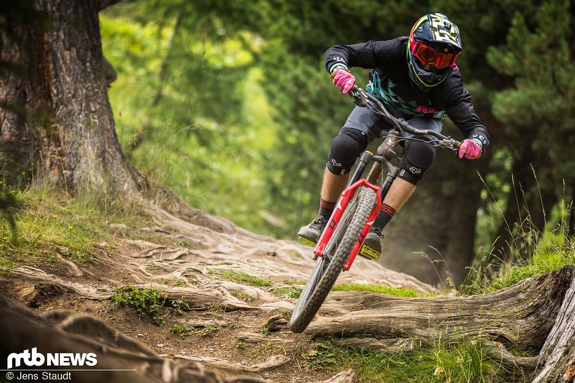 Alleine auf dem Trail, in Begleitung der Marzocchi Z1 Coil