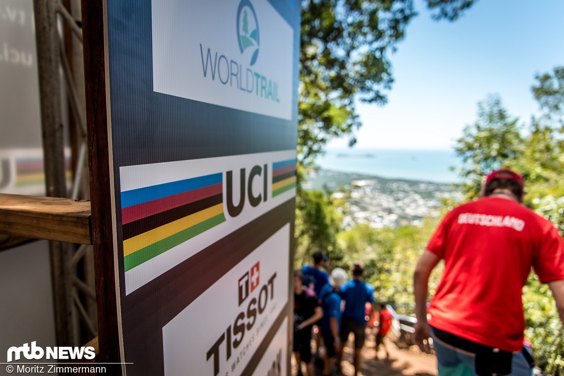Das Starthäuschen mit der wohl schönsten Aussicht der Downhill-Welt?