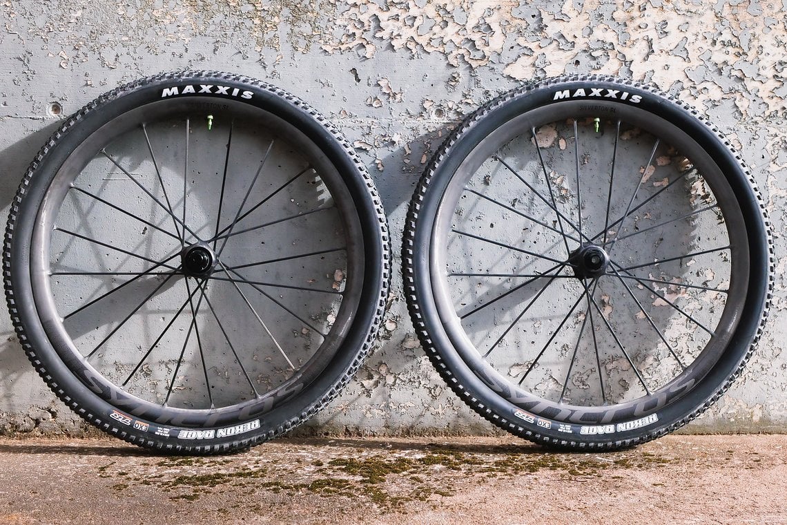 Scott Sports Hyper Spark Dangerholm Syncros Silverton SL Wheels26