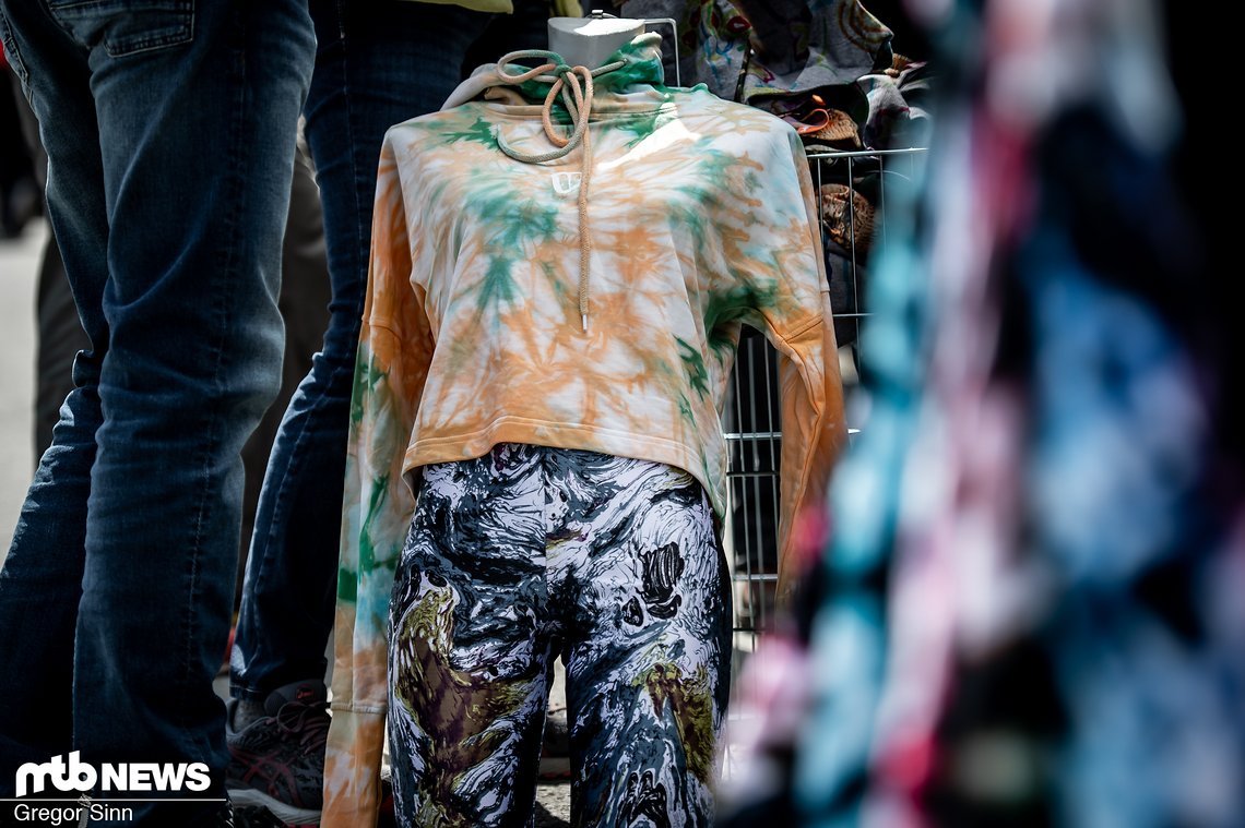 Wer gerne ausgefallene Kleidung mag, ist beim Dirtmasters immer richtig.