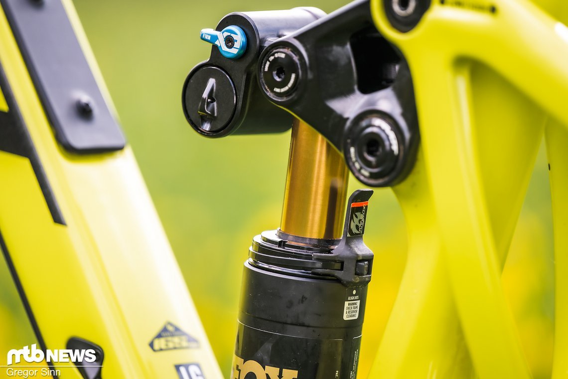 Sag-Indikator am Dämpfer und ein ausführlicher Setup-Guide so macht das Bike-Einstellen Spaß.