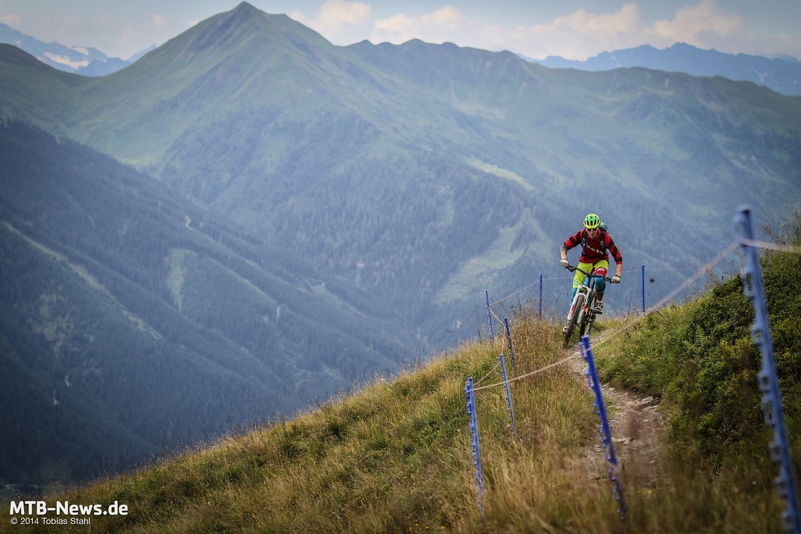 Tourentauglich: Bei der Big Five Freeride-Challenge in Saalbach und Leogang musste sich der Minion DHR II beweisen. Er konnte überzeugen.