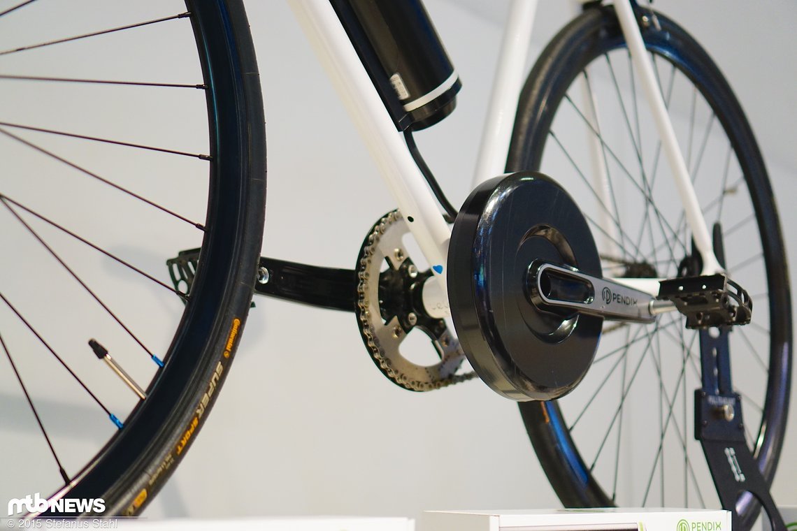 Der Pendix-Motor sitzt links konzentrisch ums Tretlager