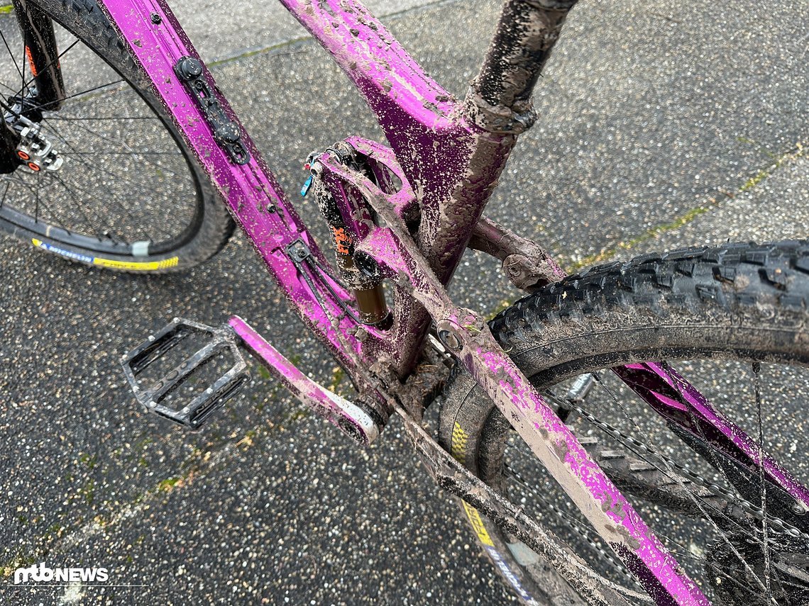 An matschigen Tagen könnt ihr sehen, wo das Fahrrad warm wird.