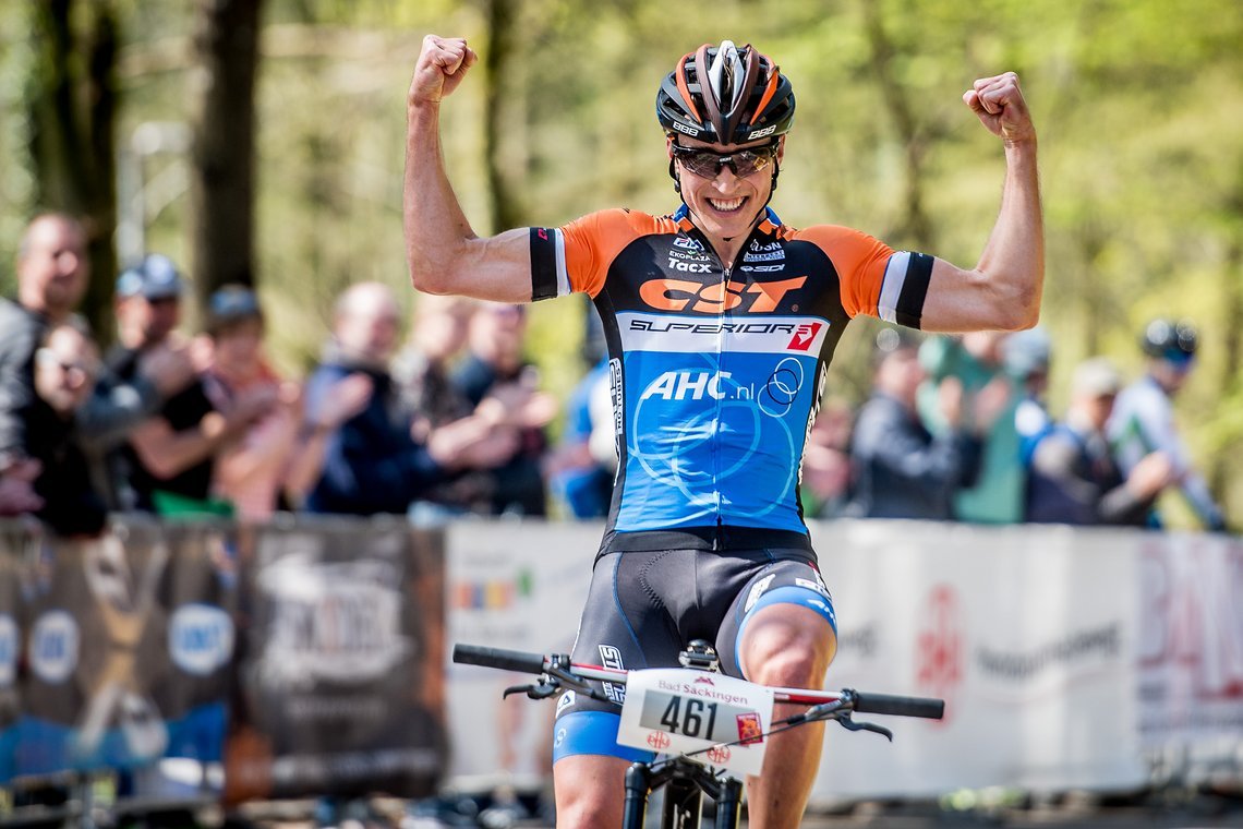 Der Däne Sebastian Carstensen Fini siegte eindrucksvoll in einem riesigen Feld der U23-Männer