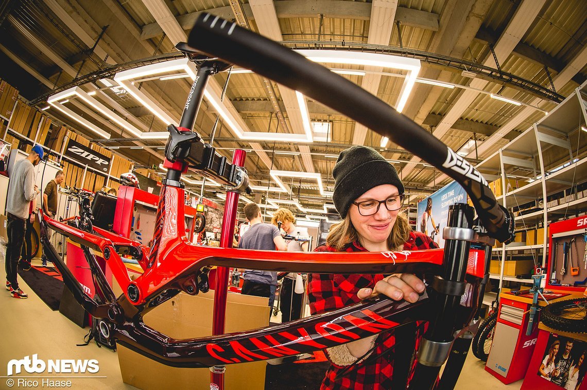 SRAM Young Guns Bikestory DSC 8527