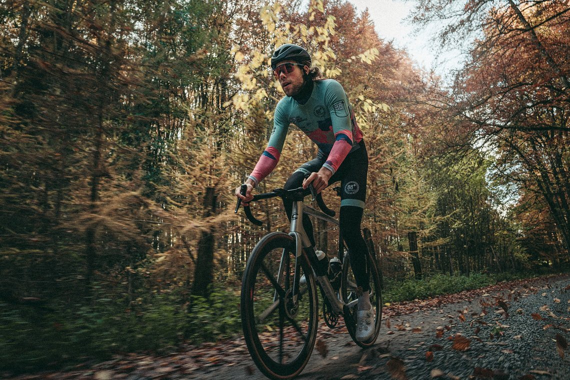 Nur vier Wochen nach der OP geht es wieder auf das Rennrad