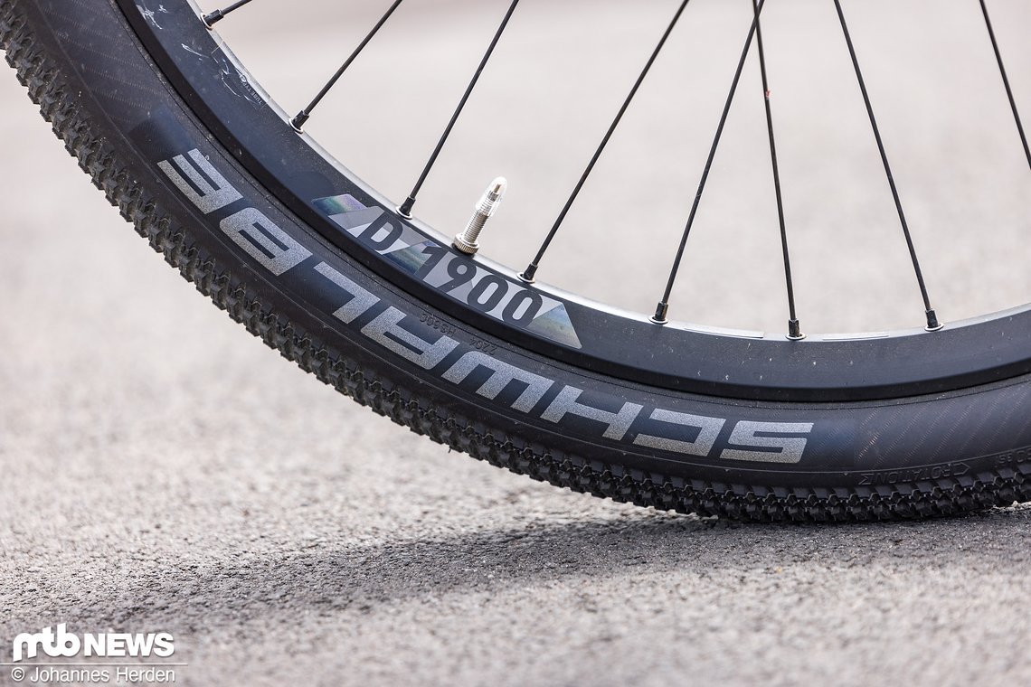 Als einziges Bike im Test hat das Trickshot die Schwalbe Billy Bonkers verbaut