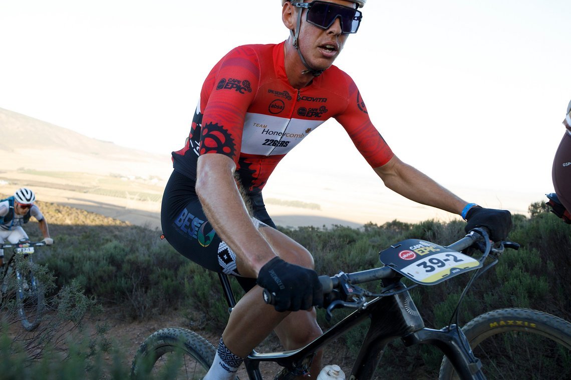 during Stage 1 of the 2025 Absa Cape Epic Mountain Bike stage race held at Meerendal Wine Estate, Cape Town, South Africa on the 17th March 2025. Photo by Nick Muzik/Cape Epic
PLEASE ENSURE THE APPROPRIATE CREDIT IS GIVEN TO THE PHOTOGRAPHER AND ABSA