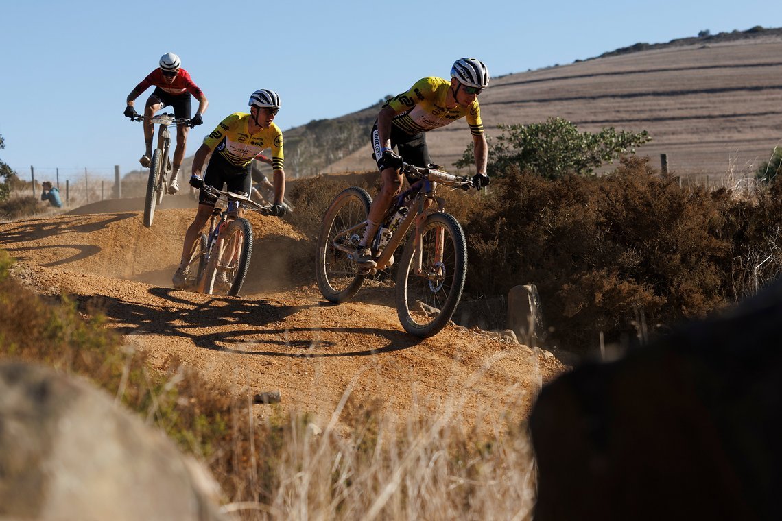 during Stage 1 of the 2025 Absa Cape Epic Mountain Bike stage race held at Meerendal Wine Estate, Cape Town, South Africa on the 17th March 2025. Photo by Nick Muzik/Cape Epic
PLEASE ENSURE THE APPROPRIATE CREDIT IS GIVEN TO THE PHOTOGRAPHER AND ABSA