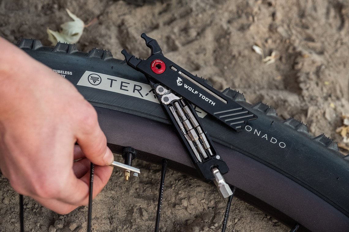 Wolf Tooth 8-Bit Pack Pliers Functions 29