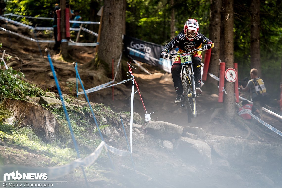 Antoine Pierron ist der jüngste der 3 Pierron-Brüder, die alle ziemlich weit vorne im World Cup dabei sind
