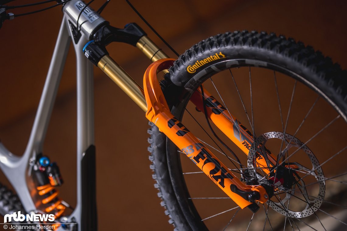 Das Showbike kommt mit hochwertiger Ausstattung …