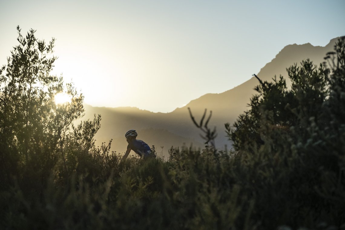 Ride in early morning light during Stage 5 of the 2024 Absa Cape Epic Mountain Bike stage race from CPUT, Wellington to CPUT, Wellington, South Africa on 22 March 2024. Photo by Dom Barnardt /Cape Epic
PLEASE ENSURE THE APPROPRIATE CREDIT IS GIVEN TO