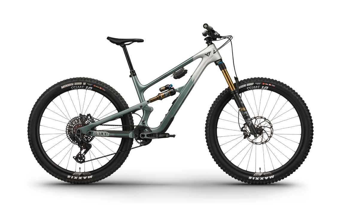 JEFFSY-29-CF-MY25-Core4-FogGreen Side