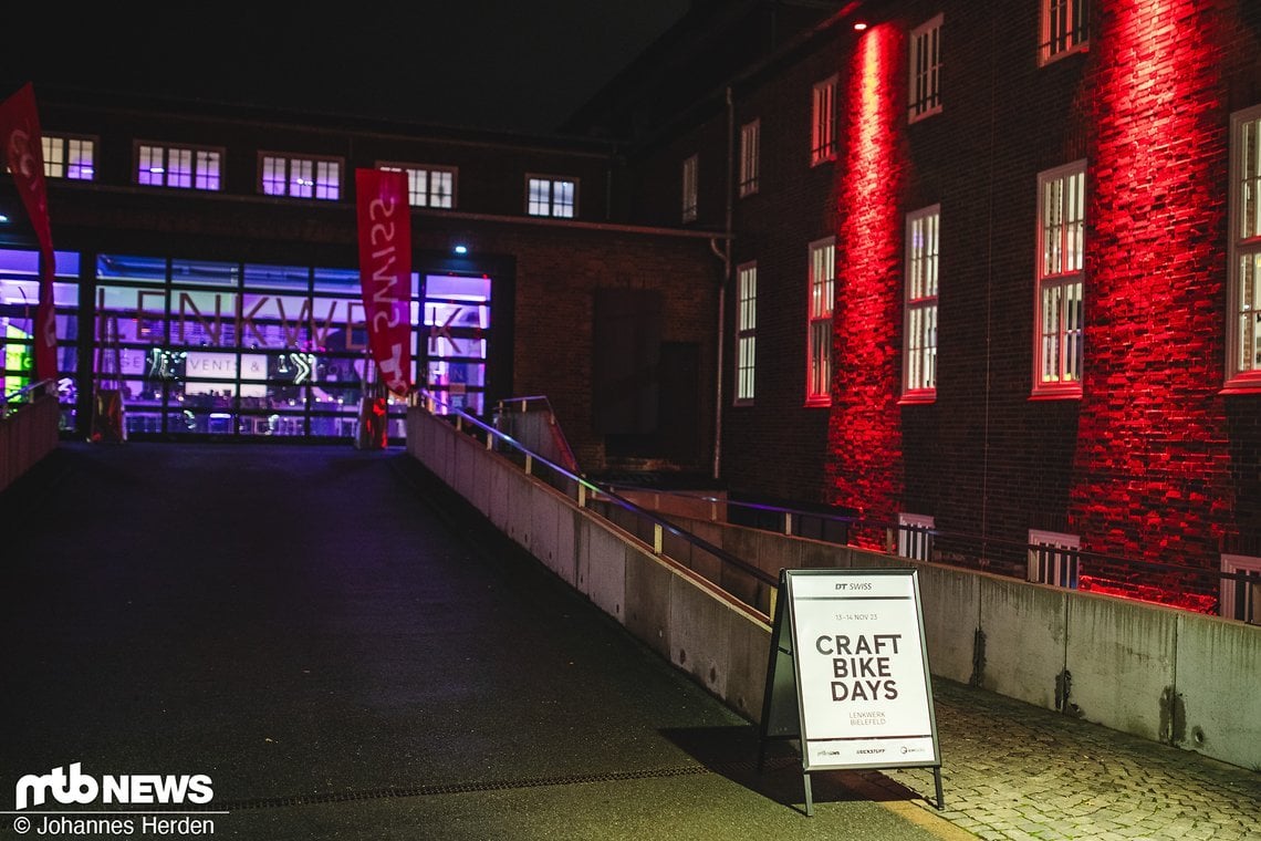 Die diesjährigen Craft Bike Days fanden im Lenkwerk Bielefeld statt – normalerweise stehen hier Autos …