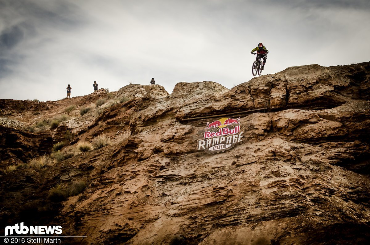 Kyle Strait fährt in seiner 11. Rampage Teilnahme den fünften Platz ein. Riesenrespekt für so eine konstante Leistung Kyle Strait fährt in seiner 11. Rampage Teilnahme den fünften Platz ein. Riesenrespekt für so eine konstante Leistung