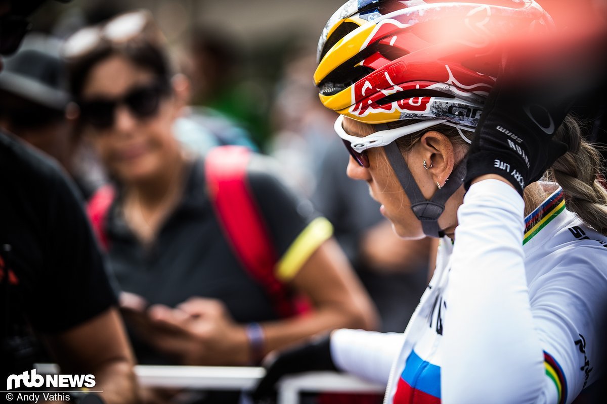 Neues Trikot für Pauline Ferrand-Prevot Neues Trikot für Pauline Ferrand-Prevot
