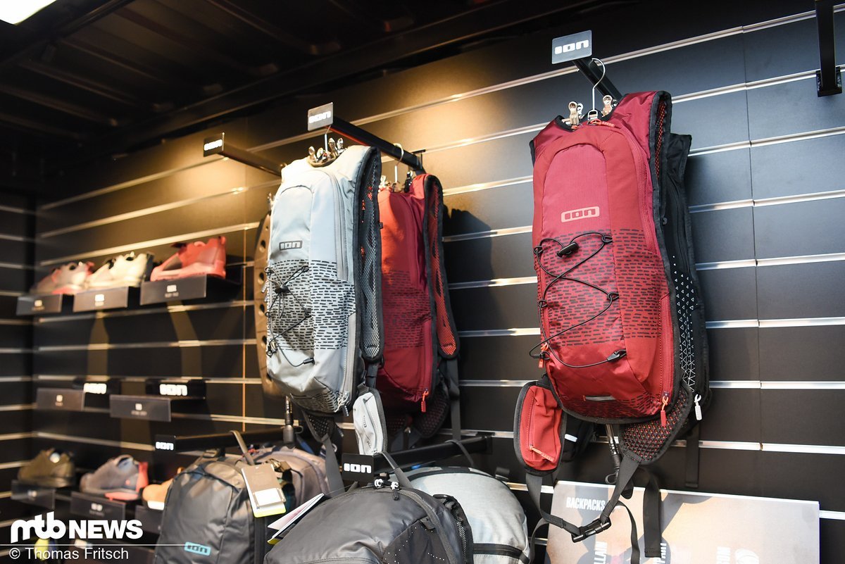 Kleinerer Rucksack in den 2018er Farben Kleinerer Rucksack in den 2018er Farben