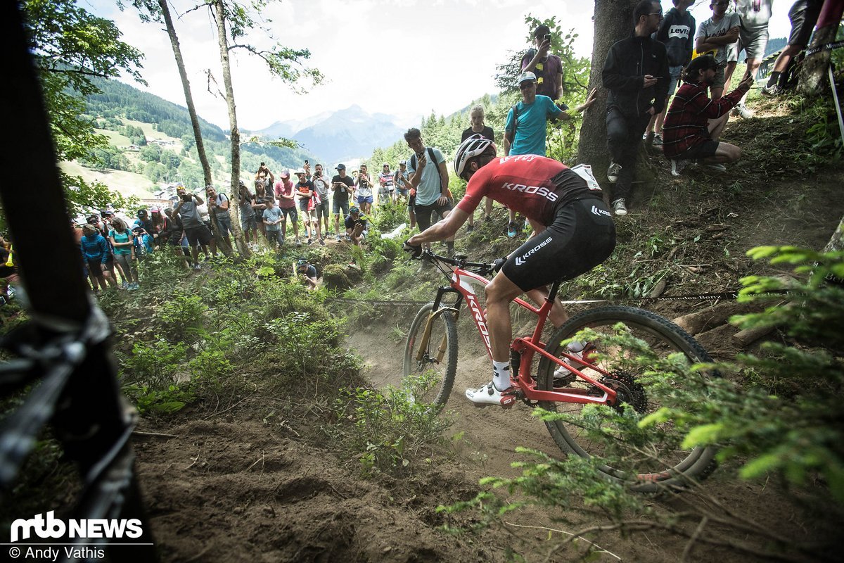 Die fünfköpfige Spitzengruppe umfasste neben Tempier noch den Tschechen Ondrej Cink (im Bild), Nino Schurter, Henrique Avancini und Gerhard Kerschbaumer Die fünfköpfige Spitzengruppe umfasste neben Tempier noch den Tschechen Ondrej Cink (im Bild), Nino Schurter, Henrique Avancini und Gerhard Kerschbaumer