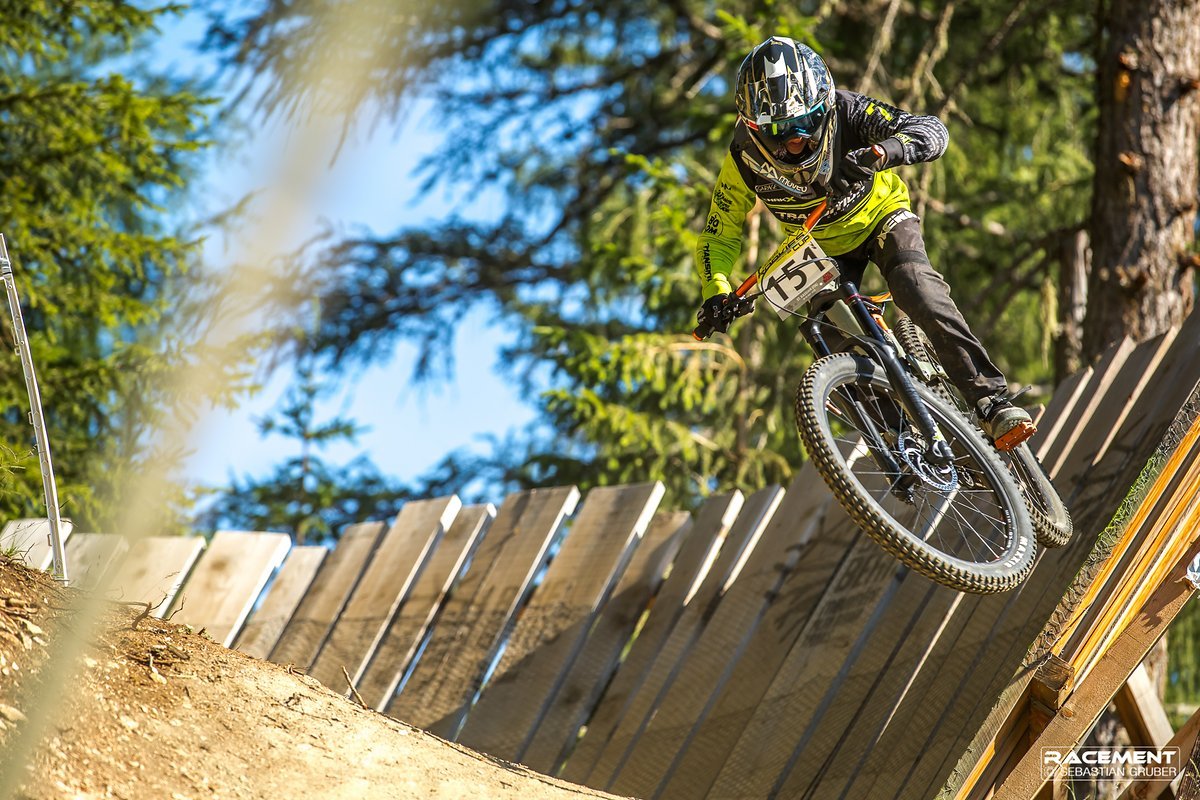 Lorenzo Mascherini war vor dem Rennen in Steinach ein völlig unbeschriebenes Blatt und geweann nun hier die U13-Klasse Lorenzo Mascherini war vor dem Rennen in Steinach ein völlig unbeschriebenes Blatt und geweann nun hier die U13-Klasse