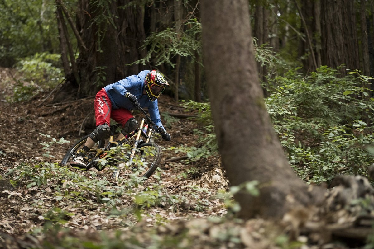 Greg Minnaar ist der alte Hase im Santa Cruz Syndicate Greg Minnaar ist der alte Hase im Santa Cruz Syndicate