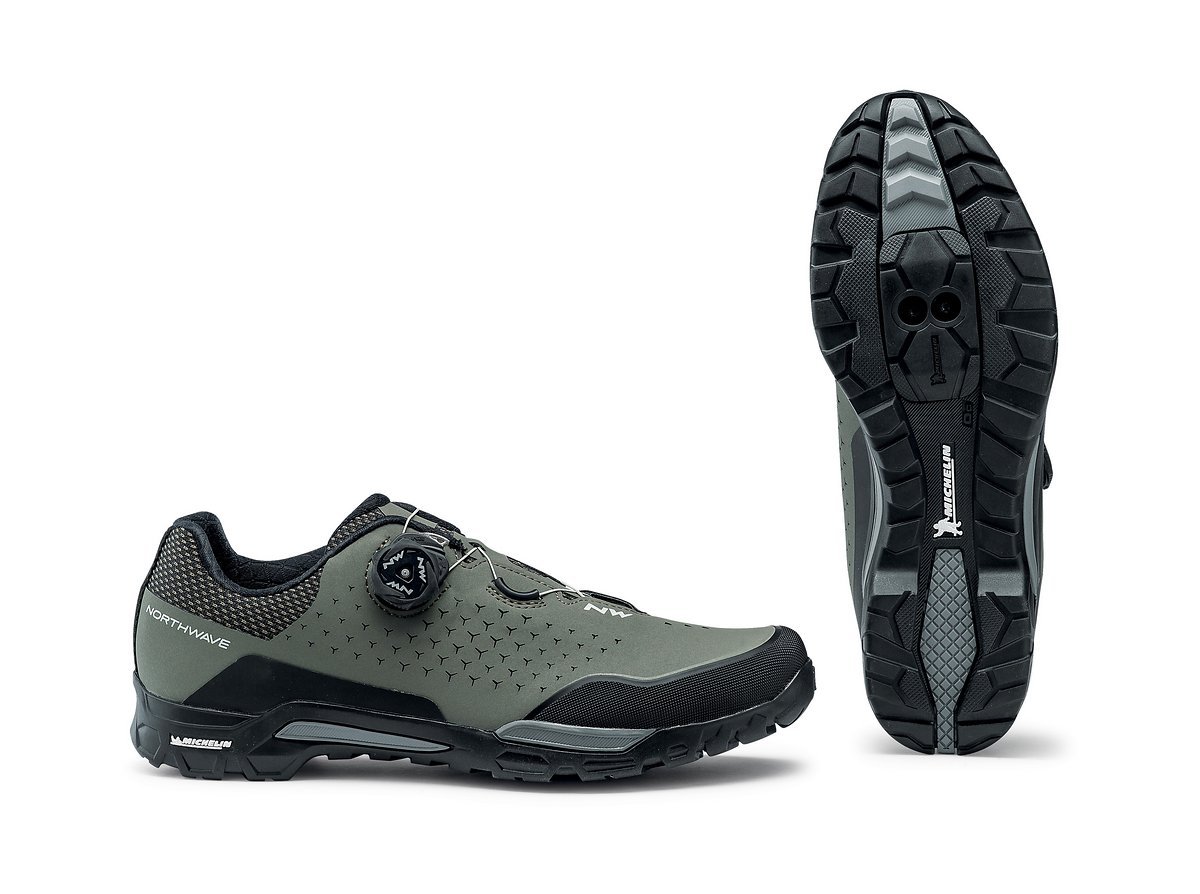 Mit dem Northwave X-Trail Plus haben die Italiener unter anderem einen interessanten Allround-Schuh mit Sohle von Michelin im Programm. Euch konnte die Firma erneut überzeugen – Platz 3! Mit dem Northwave X-Trail Plus haben die Italiener unter anderem einen interessanten Allround-Schuh mit Sohle von Michelin im Programm. Euch konnte die Firma erneut überzeugen – Platz 3!