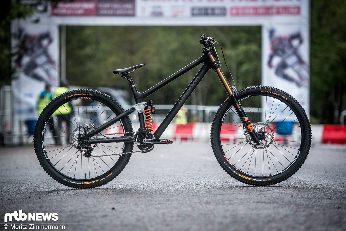 Dasselbe Rad fahren wie World Cup-Siegerin Rachel Atherton? Dasselbe Rad fahren wie World Cup-Siegerin Rachel Atherton?