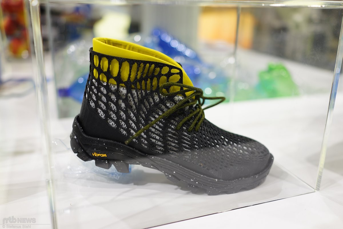 Dieses Schuhkonzept denkt schon bei der Produktion an das Ende des Produktlebens Dieses Schuhkonzept denkt schon bei der Produktion an das Ende des Produktlebens