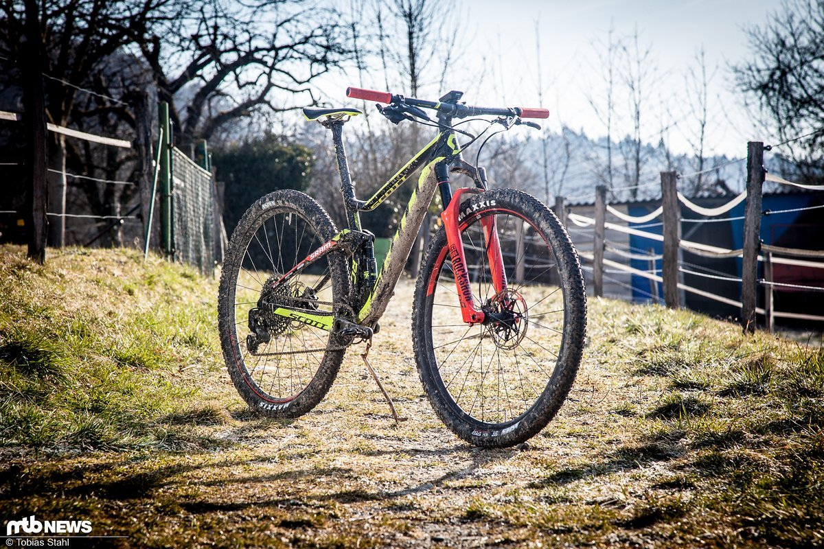 Die Geometrie des Scott Spark RC ist für ein rennorientiertes Cross Country-Bike vergleichsweise lang und flach Die Geometrie des Scott Spark RC ist für ein rennorientiertes Cross Country-Bike vergleichsweise lang und flach