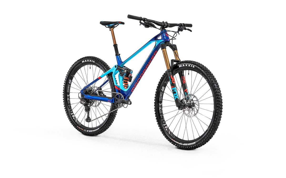 Das Mondraker Super Foxy kommt mit je 10 mm mehr Federweg als das bereits bekannte Foxy und soll daher perfekt für die härtesten Trails geeignet sein Das Mondraker Super Foxy kommt mit je 10 mm mehr Federweg als das bereits bekannte Foxy und soll daher perfekt für die härtesten Trails geeignet sein