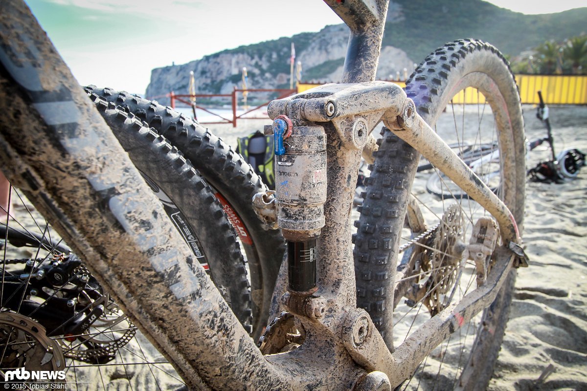Neben dem großen Vergleichstest in Latsch ging das Bergamont auch beim 24h Rennen in Finale an den Start. Neben dem großen Vergleichstest in Latsch ging das Bergamont auch beim 24h Rennen in Finale an den Start.