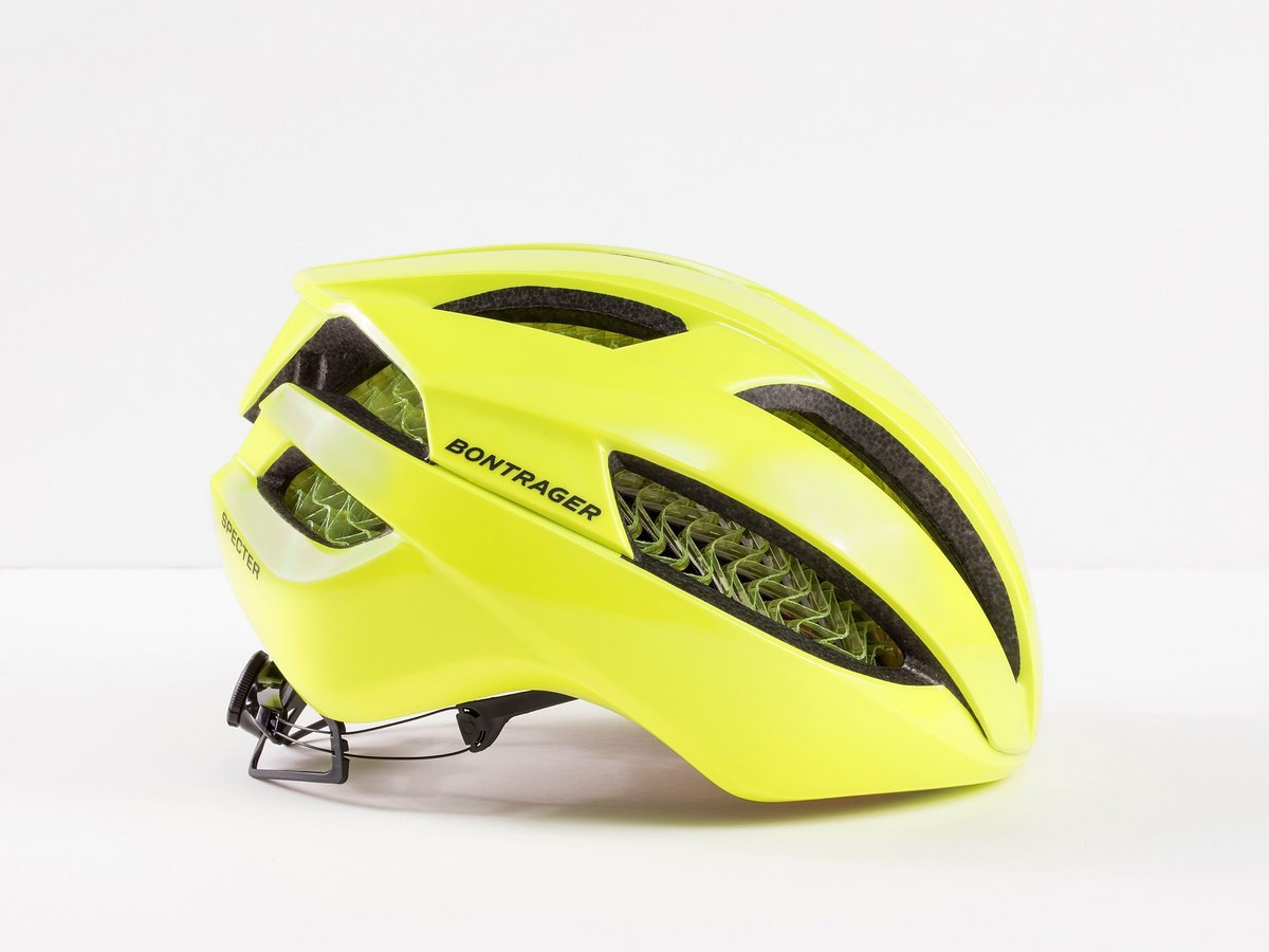 Der Bontrager Specter ist die günstigere Alternative zur XXX-Variante. Er kostet 149,99 € und ist fünf Farben erhältlich. Der Bontrager Specter ist die günstigere Alternative zur XXX-Variante. Er kostet 149,99 € und ist fünf Farben erhältlich.