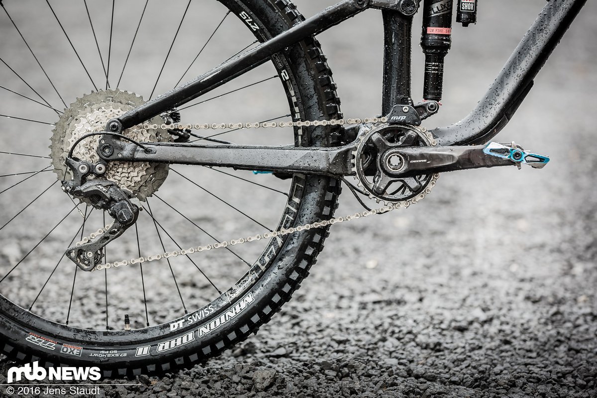 Für zuverlässige Schaltvorgänge sorgt eine komplette Shimano XT Gruppe Für zuverlässige Schaltvorgänge sorgt eine komplette Shimano XT Gruppe