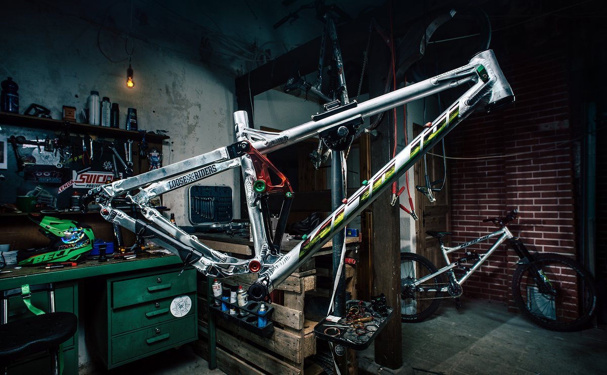 Der Ronny Racing Rahmen ist auf zehn Stück limitiert und schlägt mit einem Preis von 1.999 € zu Buche Der Ronny Racing Rahmen ist auf zehn Stück limitiert und schlägt mit einem Preis von 1.999 € zu Buche