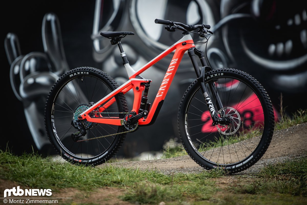 Mit dem neuen Canyon Strive CFR 9.0 Ltd wagt sich Canyon ins Revier der absoluten Premium-Hersteller Mit dem neuen Canyon Strive CFR 9.0 Ltd wagt sich Canyon ins Revier der absoluten Premium-Hersteller