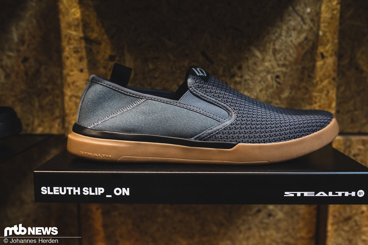 Für alle die sich über einen legeren Schuh für nach dem Radfahren freuen, gibt es den Sleuth Slip_On Für alle die sich über einen legeren Schuh für nach dem Radfahren freuen, gibt es den Sleuth Slip_On