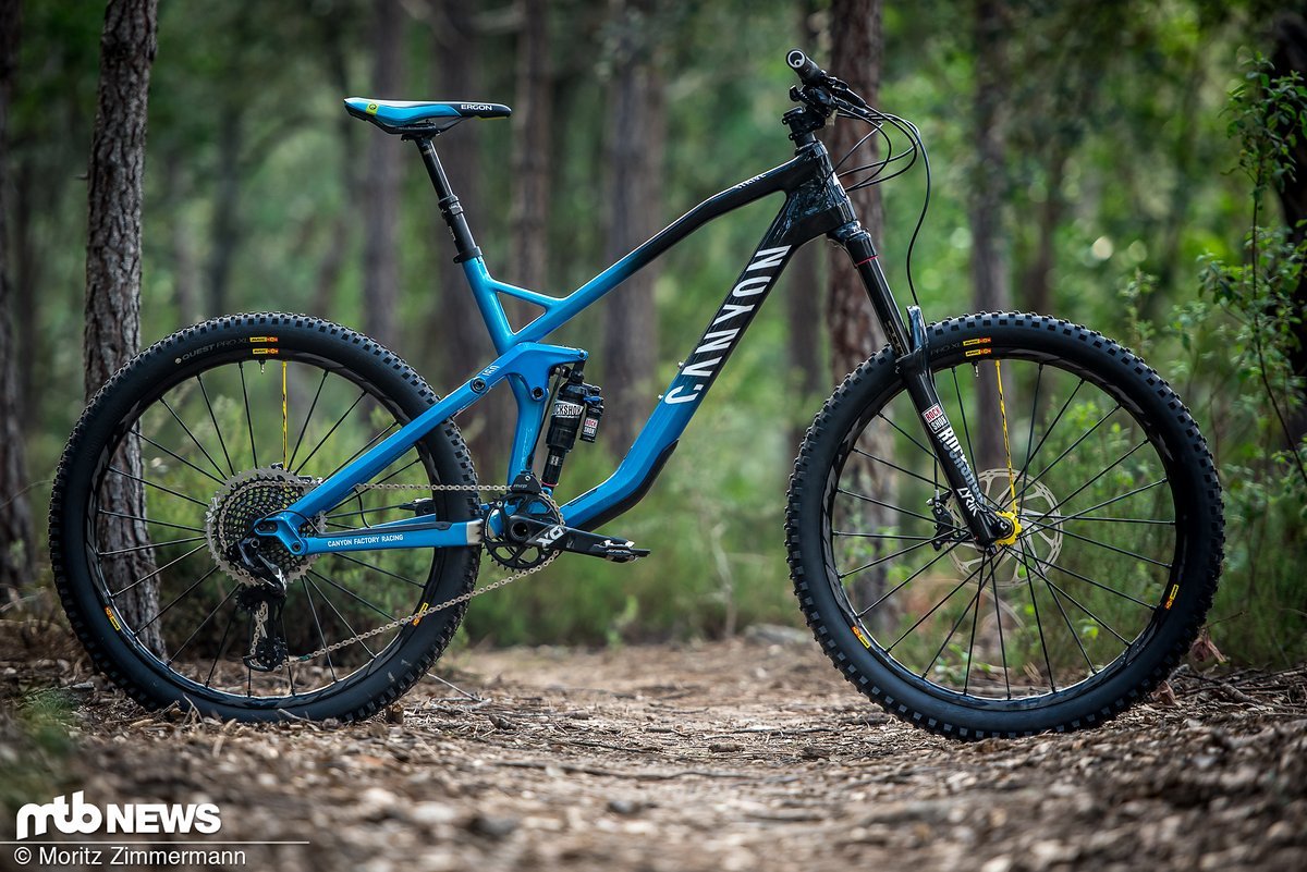 Canyon Strive CF 9.0 Team Canyon Strive CF 9.0 Team