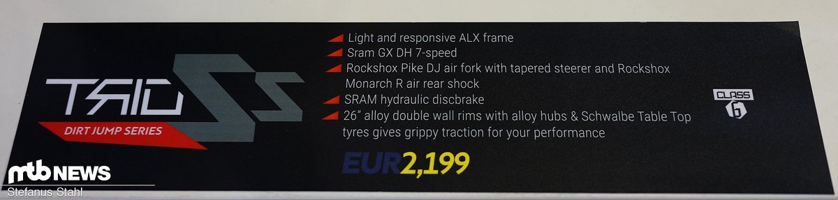 Für schlanke 2200 € gibt es ein perfektioniertes Slopestyle-Werkzeug Für schlanke 2200 € gibt es ein perfektioniertes Slopestyle-Werkzeug