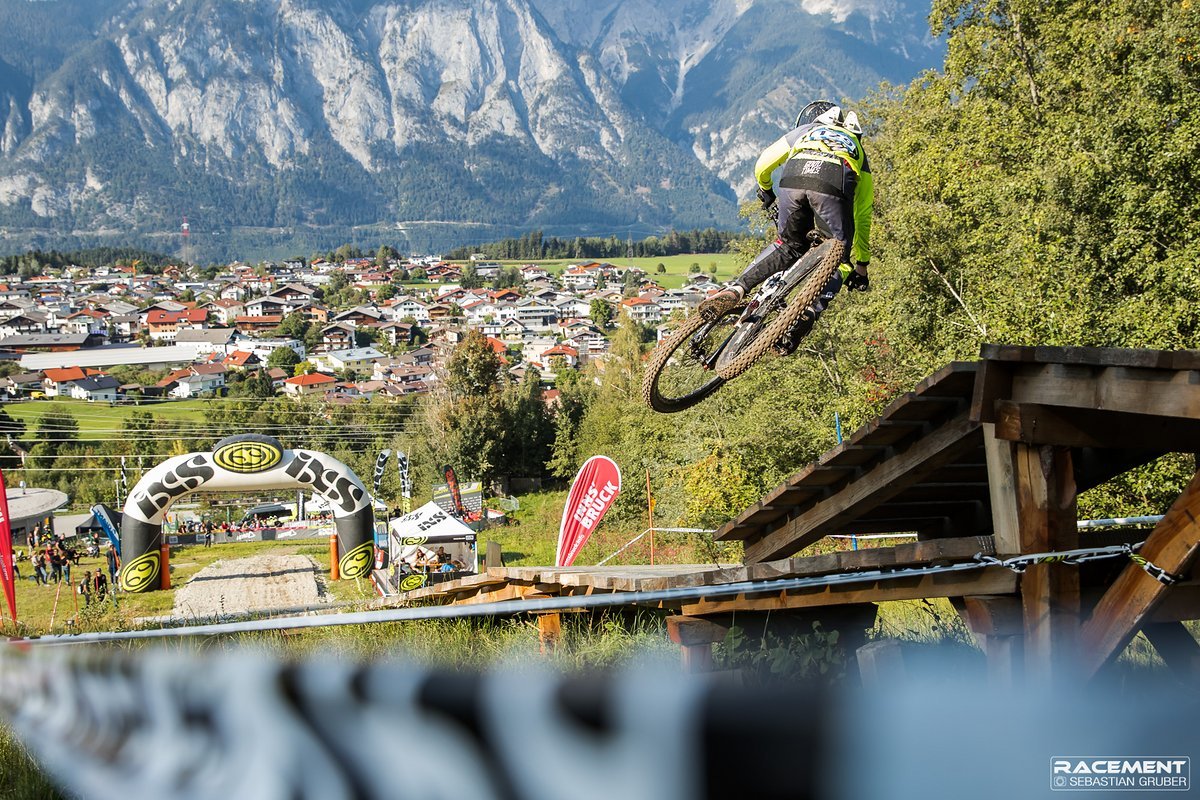 Perfekte Bedingungen beim iXS Downhill Cup in Innsbruck Perfekte Bedingungen beim iXS Downhill Cup in Innsbruck