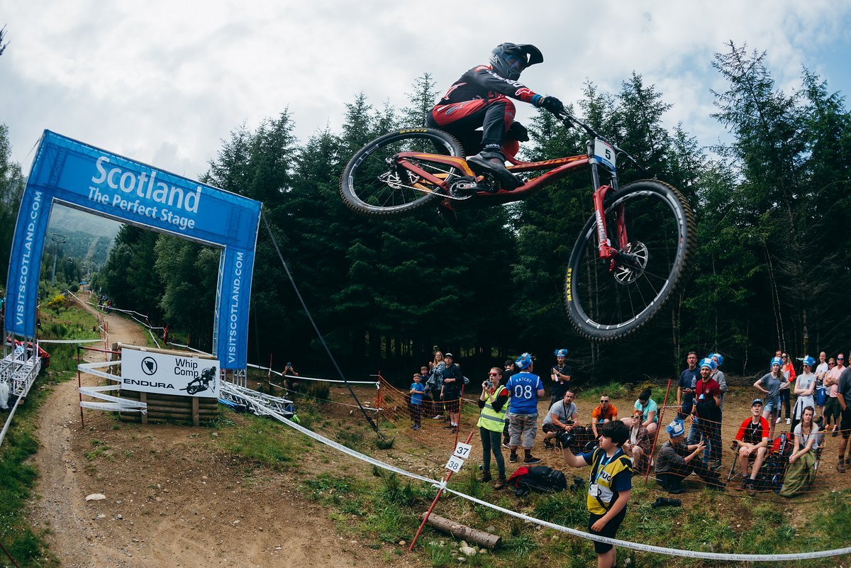 Devinci ist nach einem Jahr Pause wieder im World Cup vertreten Devinci ist nach einem Jahr Pause wieder im World Cup vertreten