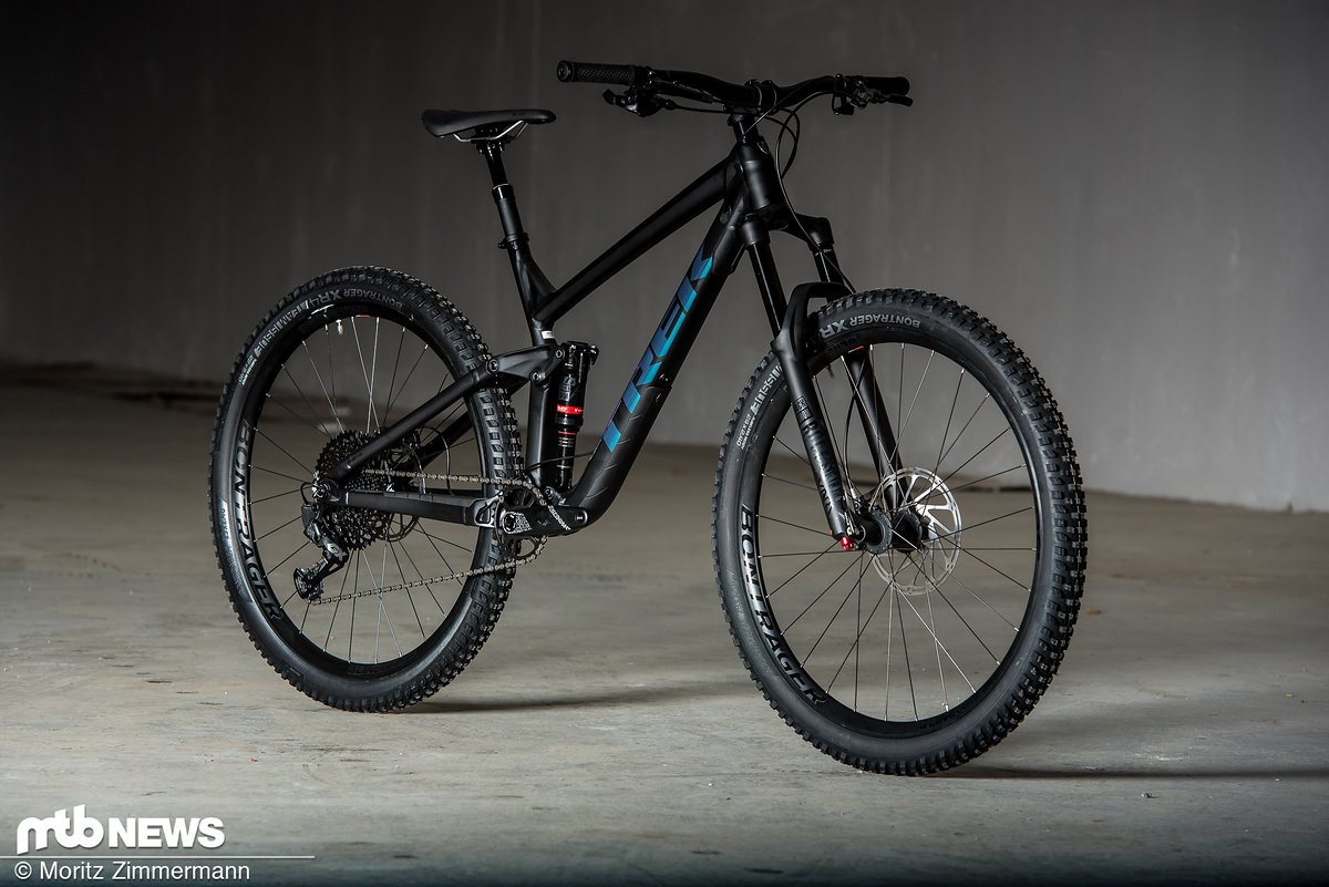 Mit dem Trek Slash 8 schicken die US-Amerikaner erstmals eine Aluminium-Version ihres beliebten Carbon-Enduros ins Rennen Mit dem Trek Slash 8 schicken die US-Amerikaner erstmals eine Aluminium-Version ihres beliebten Carbon-Enduros ins Rennen